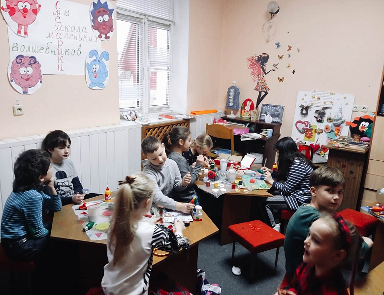 Занятие в «Школе маленьких волшебников»