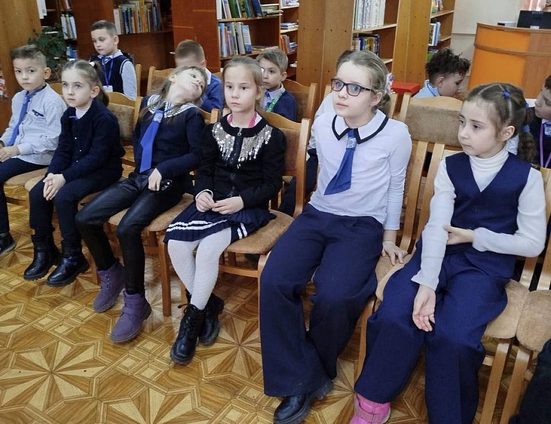 «Детям о Рождестве»: час интересного рассказа