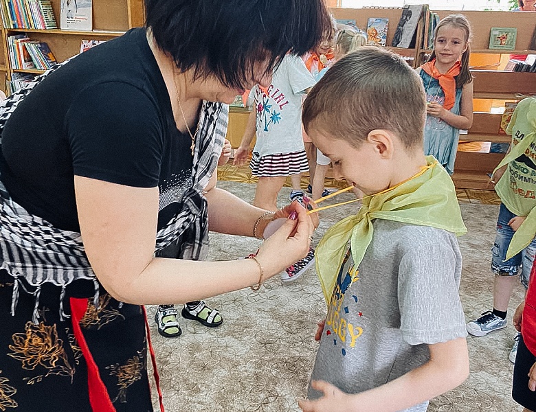 Летом с книгой я дружу!