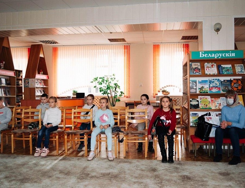 Литературно-музыкальная гостиная «Мама + Я = радость моя»