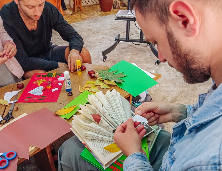 «Улыбка осени»: мастер-класс в ШМВ