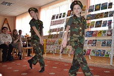 Весна, солнце и Книжная неделя!