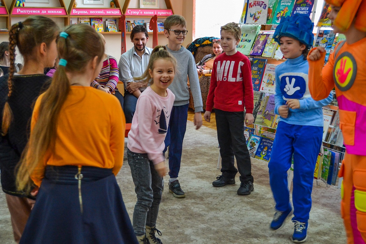 Открытие Недели детской и юношеской книги «Дорогами книги к миру добра»