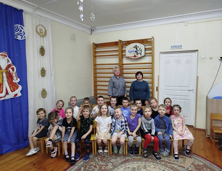 Зімовыя забавы: вясёлае мерапрыемства для дзяцей