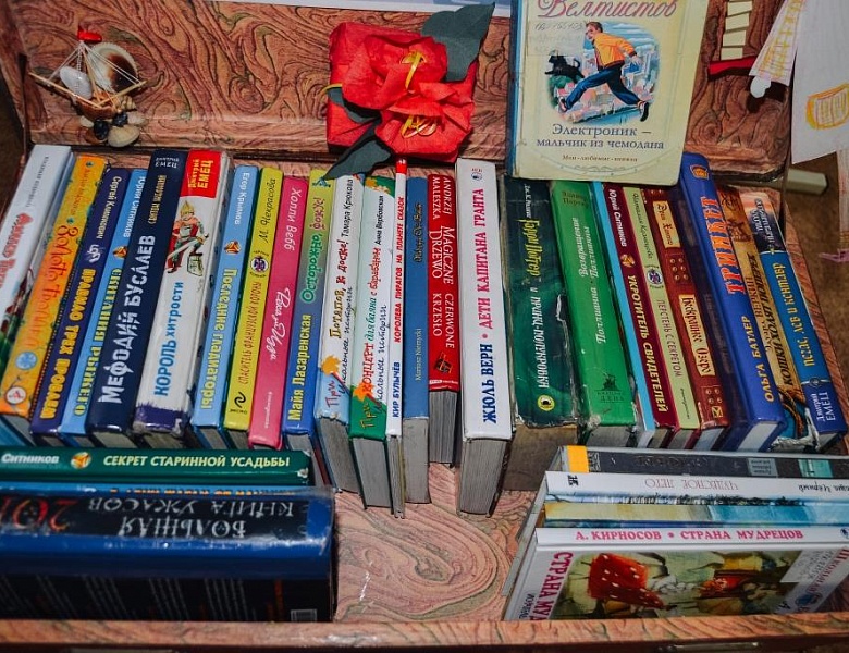 Выставка «Истории из чемодана»