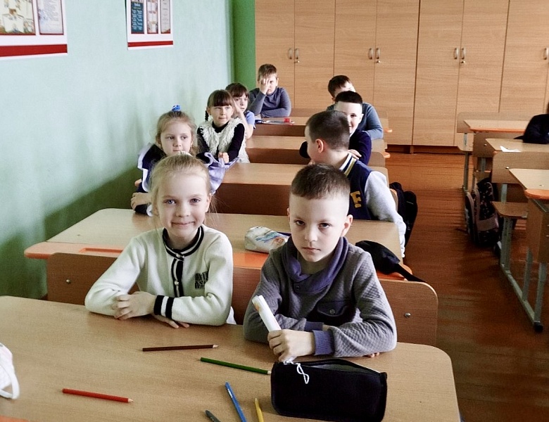 «Как приручить комету?»: час интересных сообщений в детском отделе