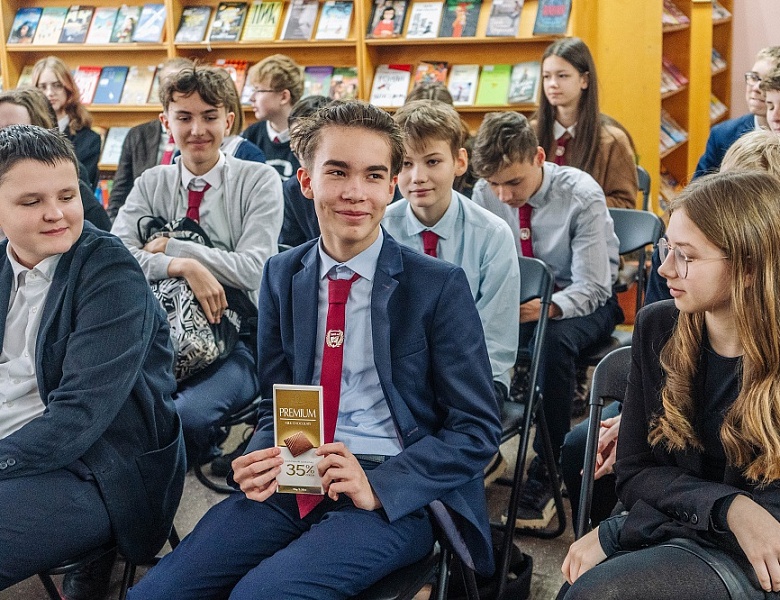 Праект «#1РЕГИОН В ЛИЦАХ. ДЕТСКИЕ ВОПРОСЫ — ВЗРОСЛЫЕ ОТВЕТЫ»: сустрэча з Таццянай Дземідовіч