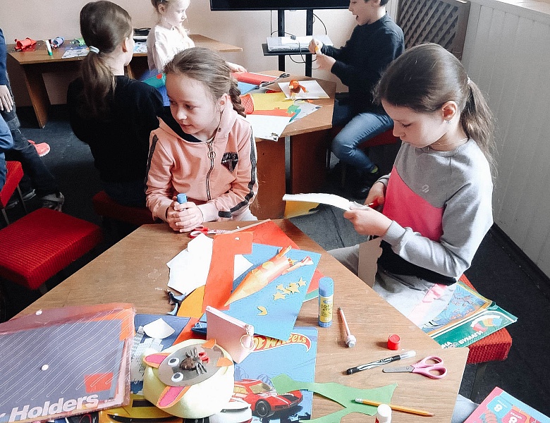 День космонавтики в Школе маленьких волшебников