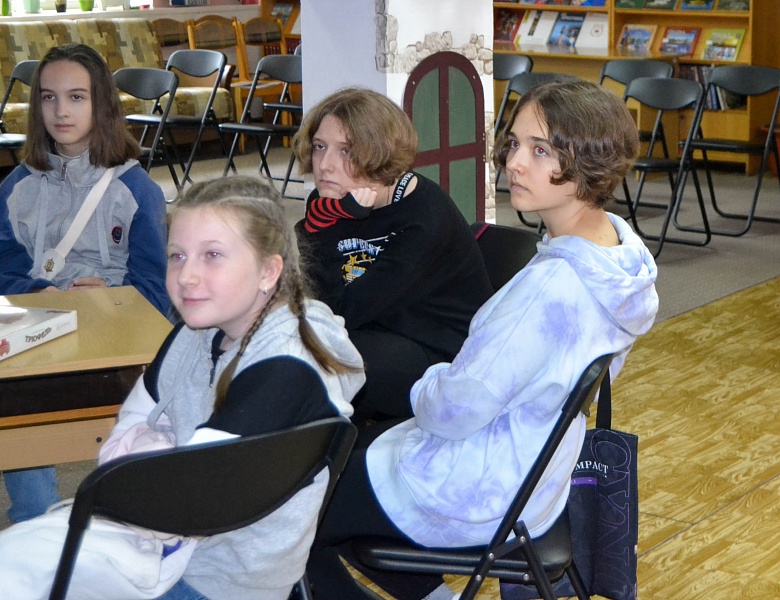 Встреча книжного клуба для читающих подростков «КЛЮЧ»