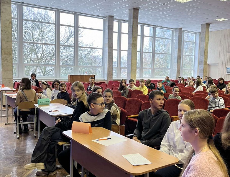 Литературная игра «Поэзия — музыка слов»