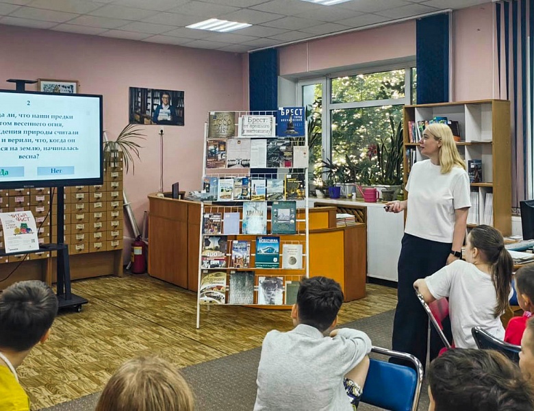 Летние каникулы в юношеском отделе