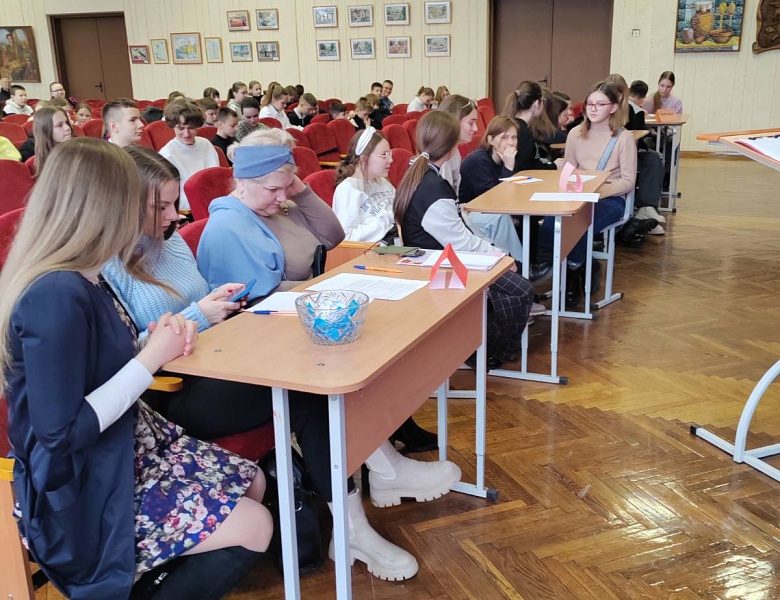 Литературная игра «Поэзия — музыка слов»