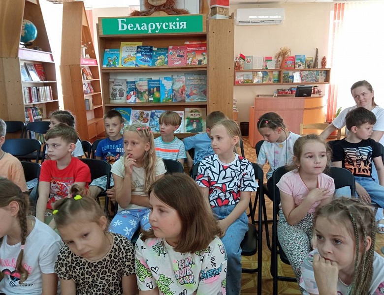 Часы истории «Я иду по городу, по знакомой улице»,  «Брест, откуда имя твоё?»