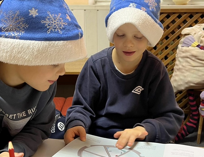 Тайны шепчутся в темноте: новая встреча в Школе маленьких волшебников