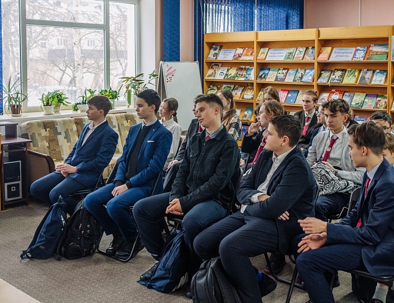 Праект «#1РЕГИОН В ЛИЦАХ. ДЕТСКИЕ ВОПРОСЫ — ВЗРОСЛЫЕ ОТВЕТЫ»: сустрэча з Таццянай Дземідовіч