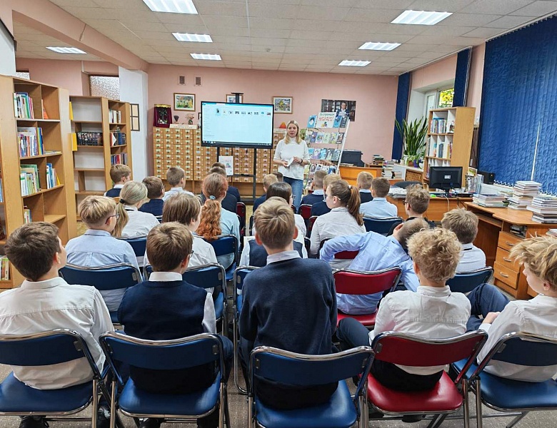 Литературная экспедиция: интерактивная экскурсия–знакомство с проектами и фондом юношеского отдела