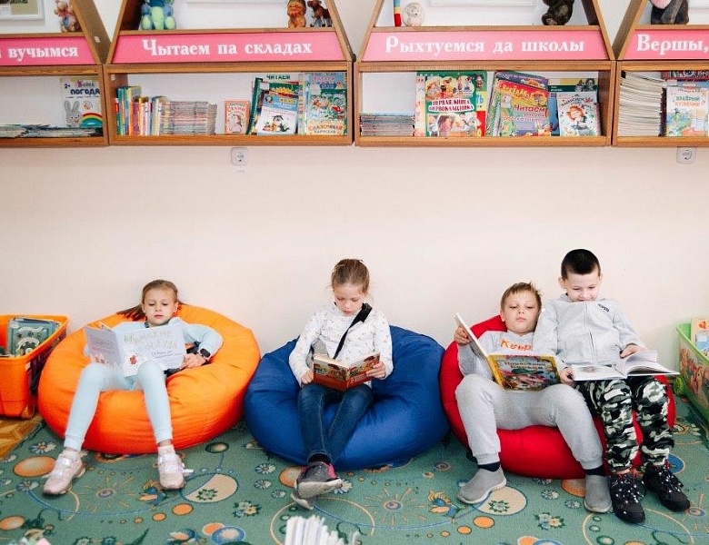 Литературно-музыкальная гостиная «Мама + Я = радость моя»