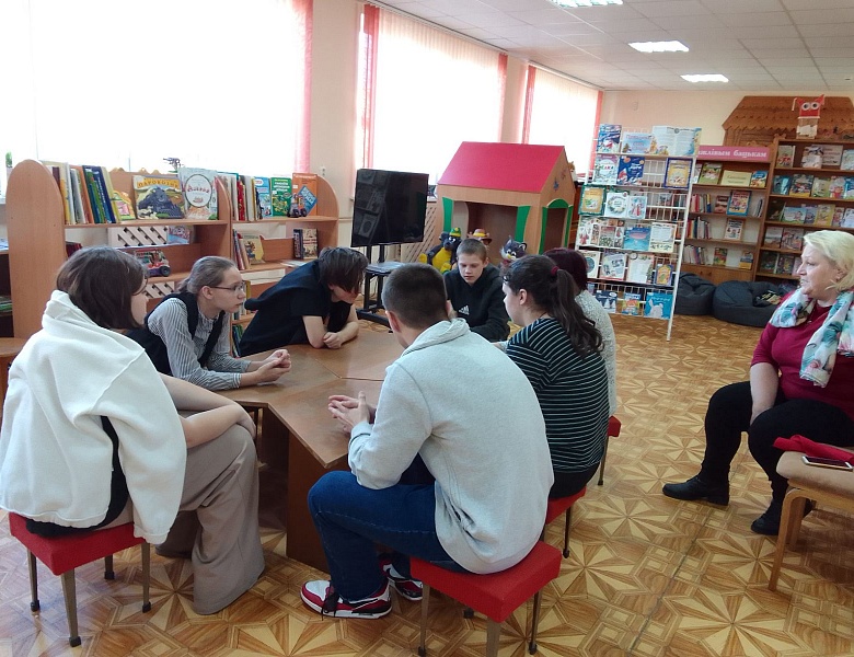 Встреча книжного театра «Спасательный ключ»