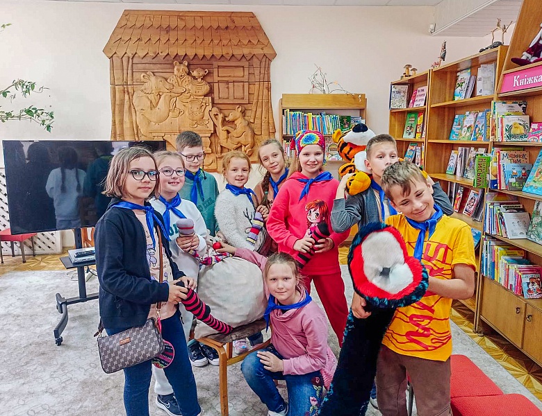 Лучшие каникулы — каникулы в библиотеке!