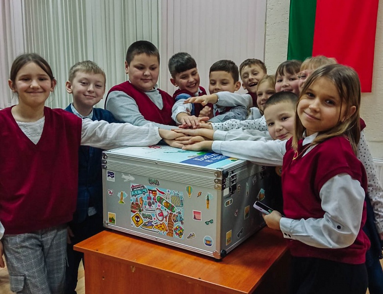 «Книгосветное путешествие» проекта «Библиотека в чемодане» продолжается!