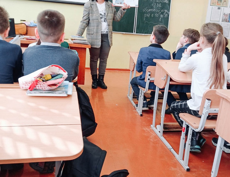 Далучыць да роднага слова: заняткі ў СШ №13 г. Брэста імя У.І. Хована