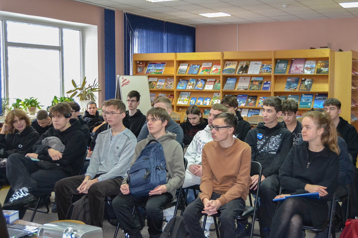 Пазнавальны час «Святочны калейдаскоп: святы і традыцыі нашай краіны»