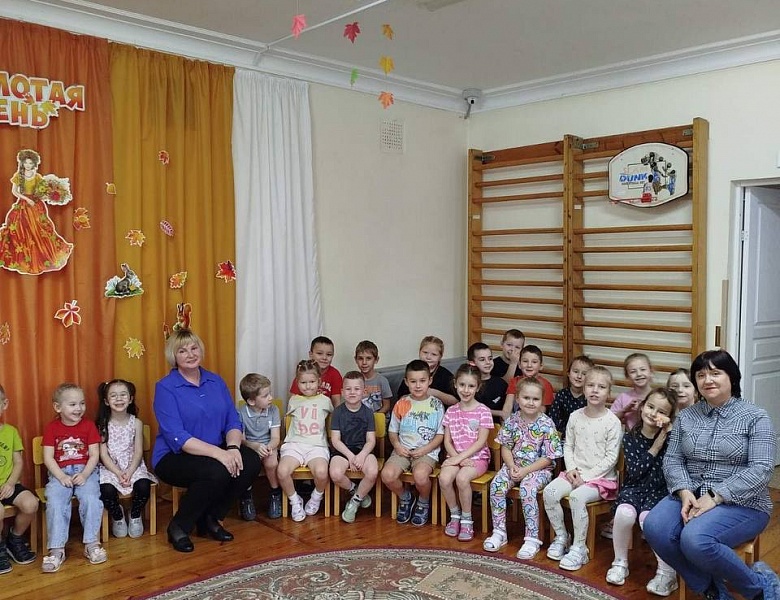 Праздник осени от детского отдела