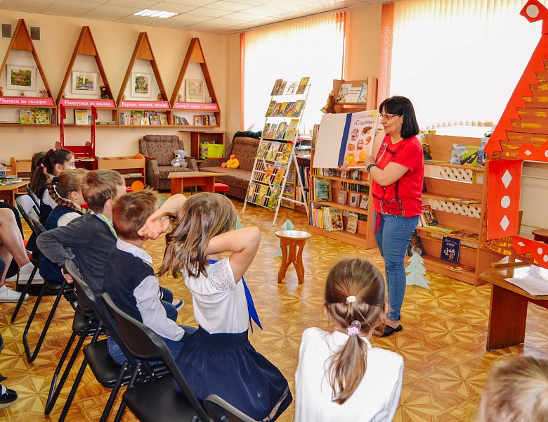 Книжный театр «Спасательный круг»