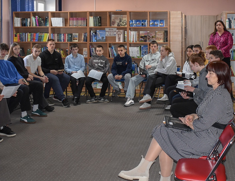 «Свозь огненный ад: звон Хатыни»: час истории ипамяти