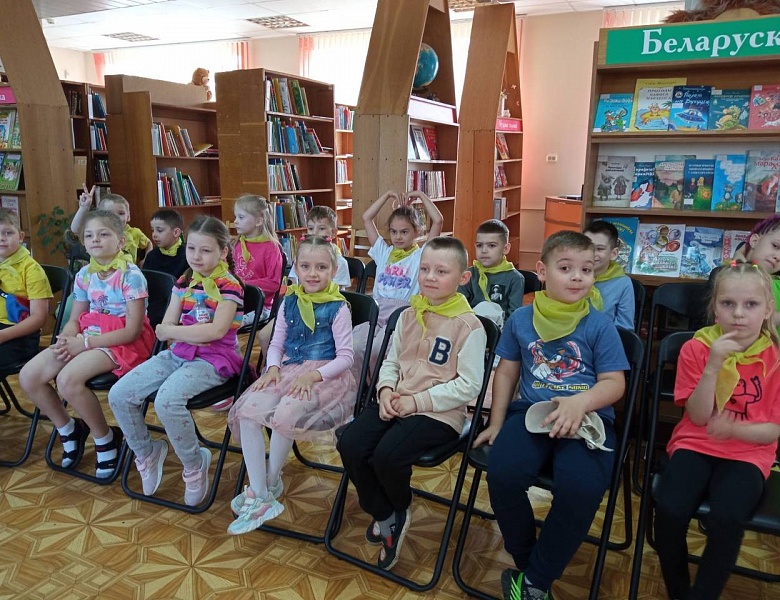 Часы истории «Я иду по городу, по знакомой улице»,  «Брест, откуда имя твоё?»