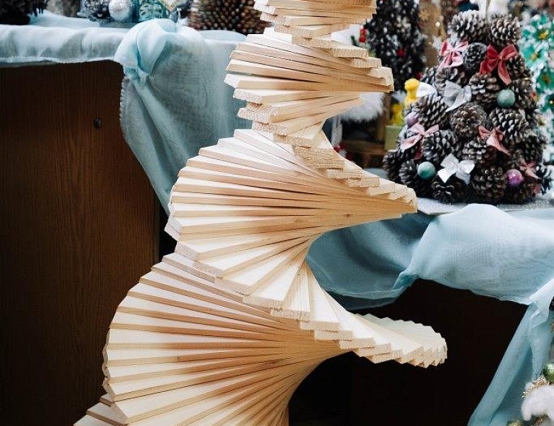 Выставка новогодних ёлок