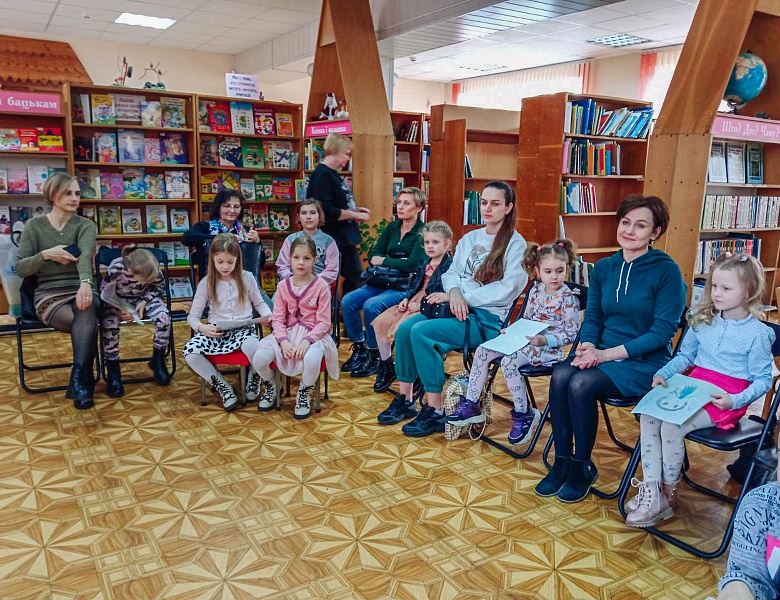 «Моя мама лучшая на свете!»: праздник в детском отделе