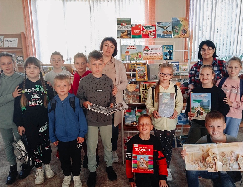 «В единстве — совершенство народа»: информационный час