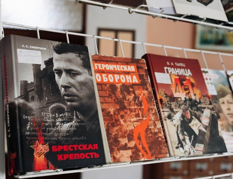 «Здесь говорят одни лишь камни»