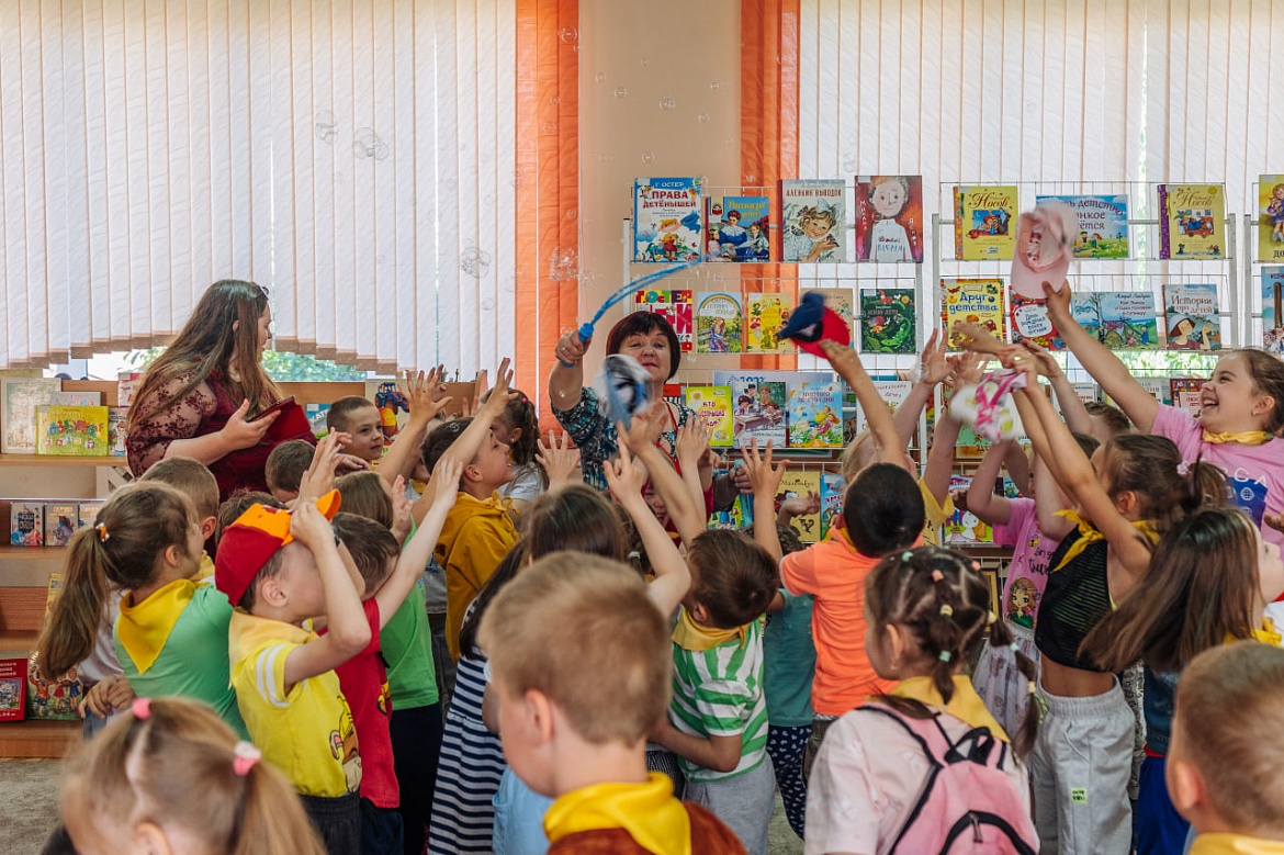 Лучшие каникулы — каникулы в библиотеке. Работа с летними пришкольными лагерями