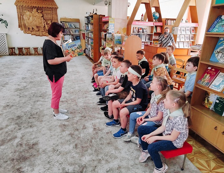 Ребятишки в гости к книжкам!