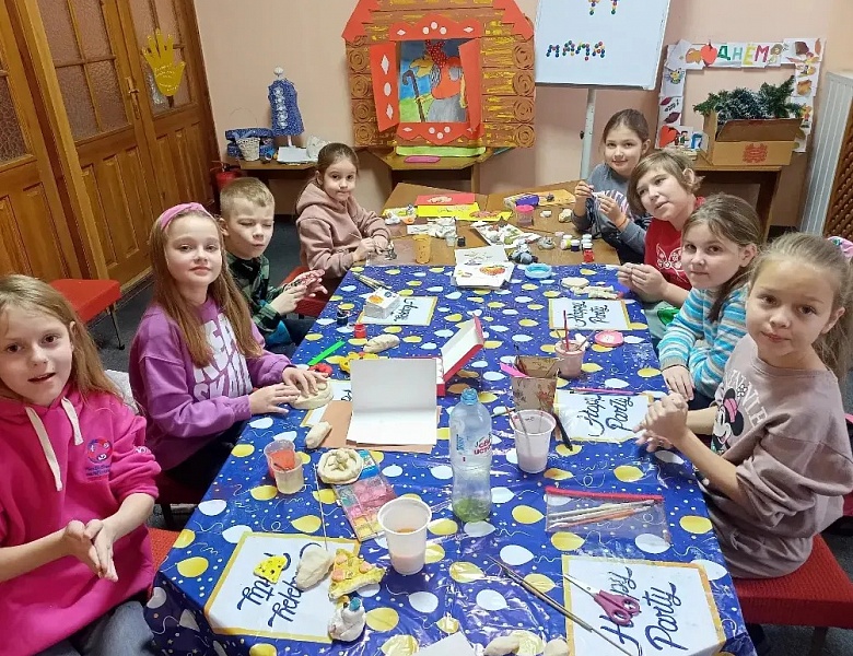 Занятия в Школе маленьких волшебников