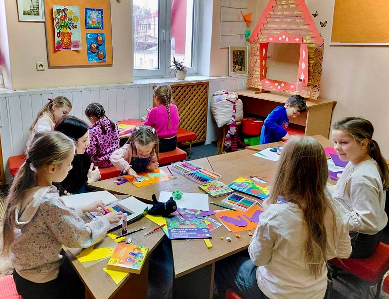 Литературный круиз «В гостях у Деда Мороза из Беловежской пущи»