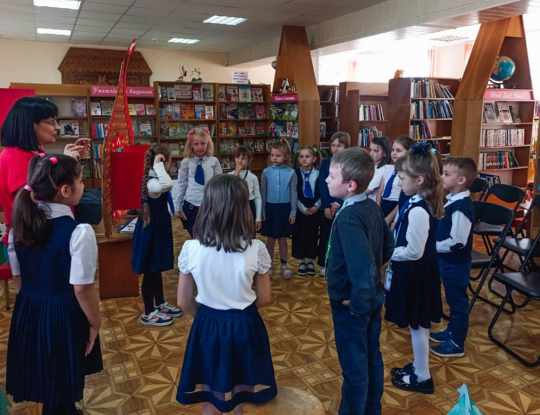 Посвящение первоклассников в читатели