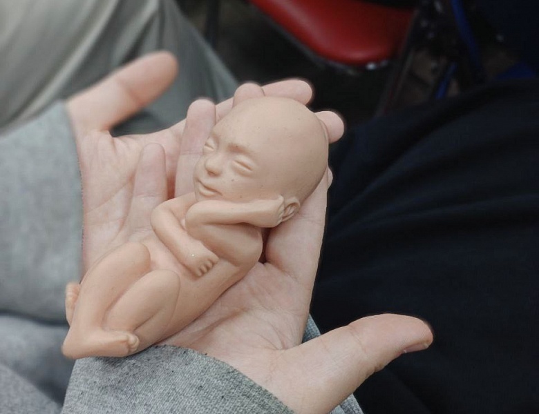 На пути к материнству: секреты взросления девушки