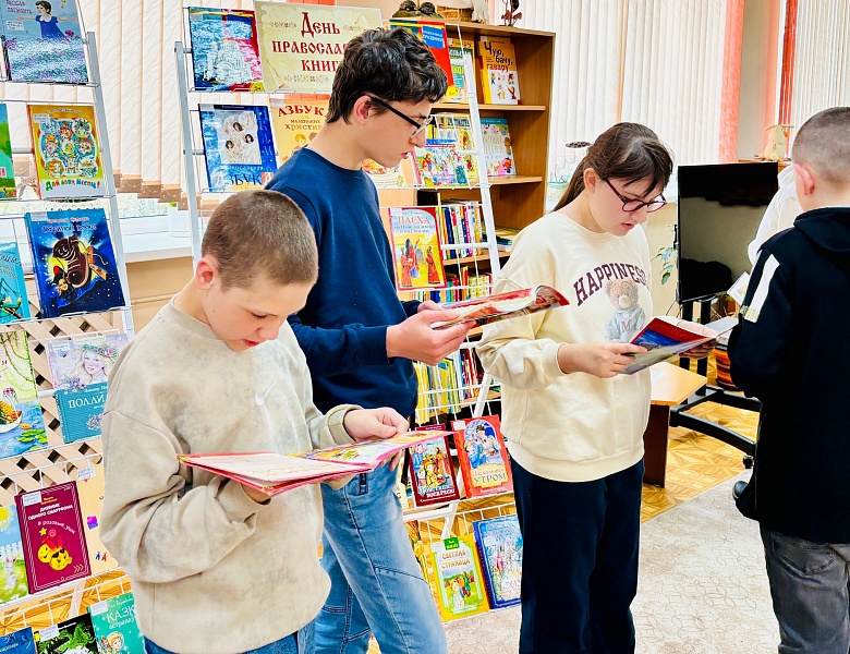 Новая встреча в книжном театре «Спасательный круг»