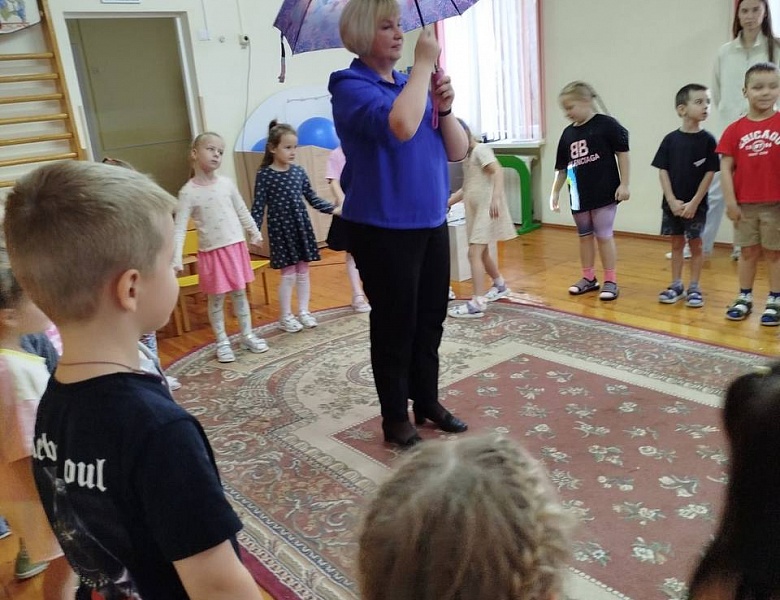 Праздник осени от детского отдела