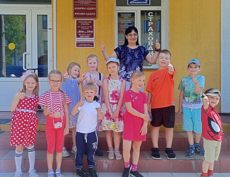 «Мы рисуем лето на асфальте»