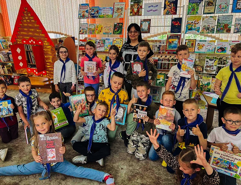 Лучшие каникулы — каникулы в библиотеке!