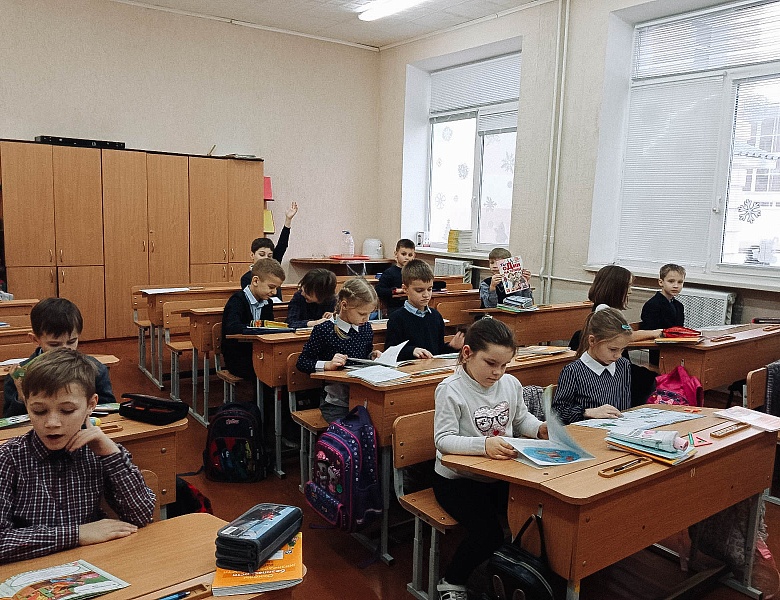 Викторина по основам безопасности жизнедеятельности в СШ № 13 им. В. И. Хована