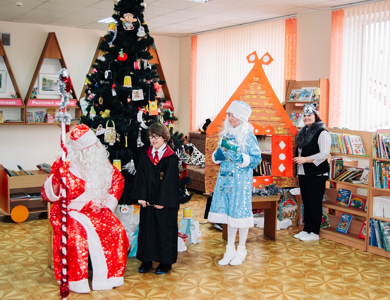 «Праздник ёлки и зимы» в ШМВ