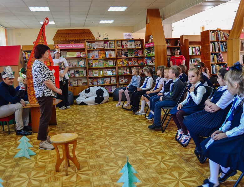 Книжный театр «Спасательный круг»