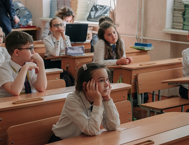  «Библиотека в чемодане» в СШ № 13 им. В. И. Хована